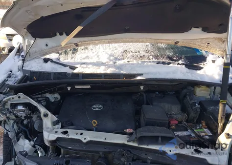 2017 Toyota Sienna Xle Premium 7 Passenger from USA, damaged, VIN 5TDDZ3DC7HS149558